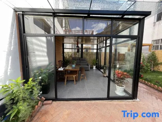 Nine rooms Glynis · Fengxuan Garden Villa (East Gate Store of Dali Old City)
