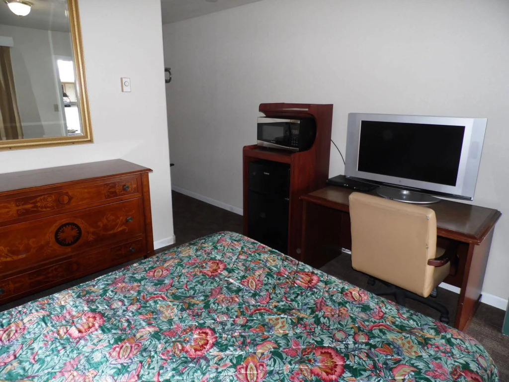 Klamath Travel Inn