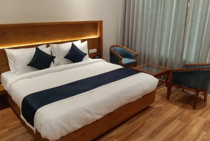 The City Life Hotel