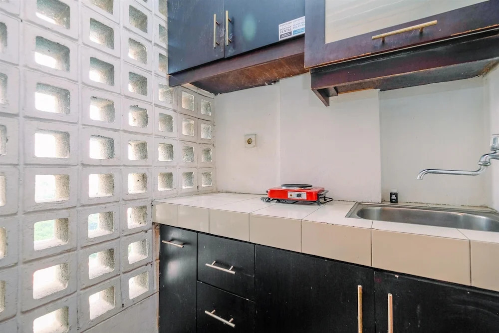 Cozy Living Studio Apartment At Margonda Residence 1