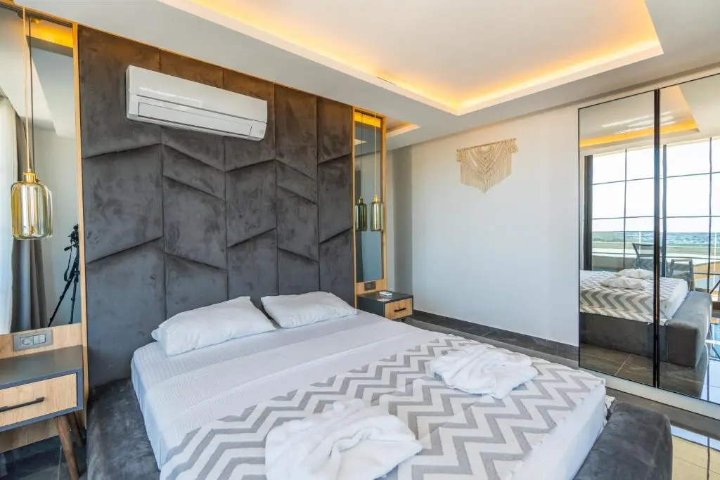 Miel Suites-2 Luxury Villa with Private Pool