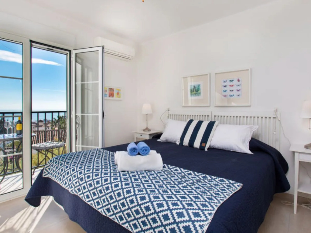 Apartment Via Real Nerja