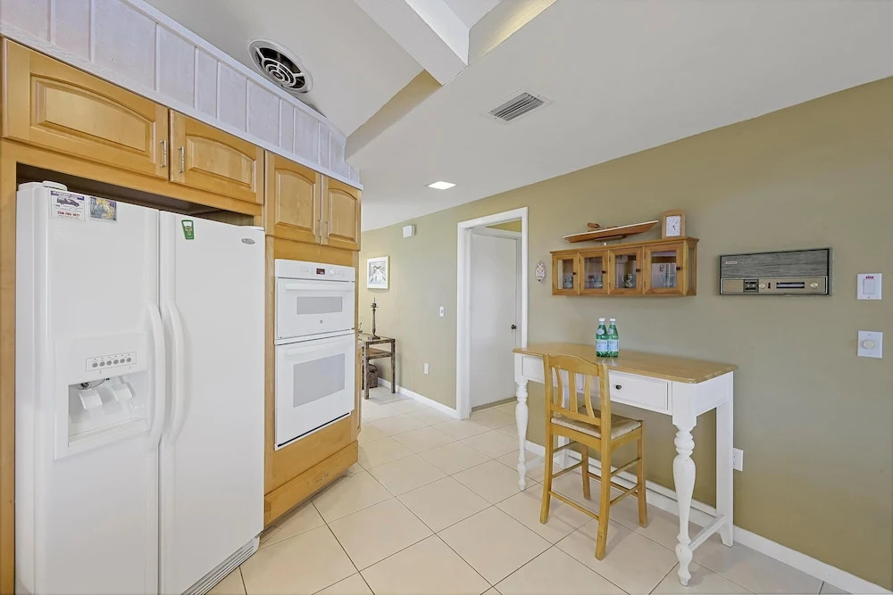 Boater’s paradise with unmatched water views