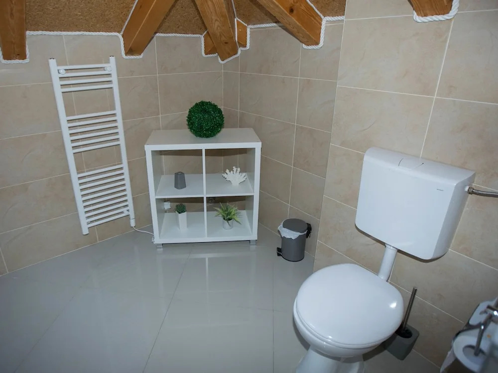 Penthouse Apartment With Teracce Spa Tub and Sea Views
