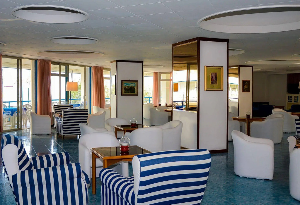 HR Resort
