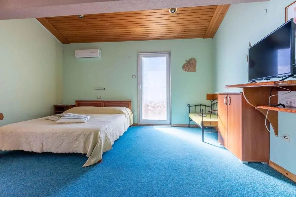 Apartment in Crikvenica 42252