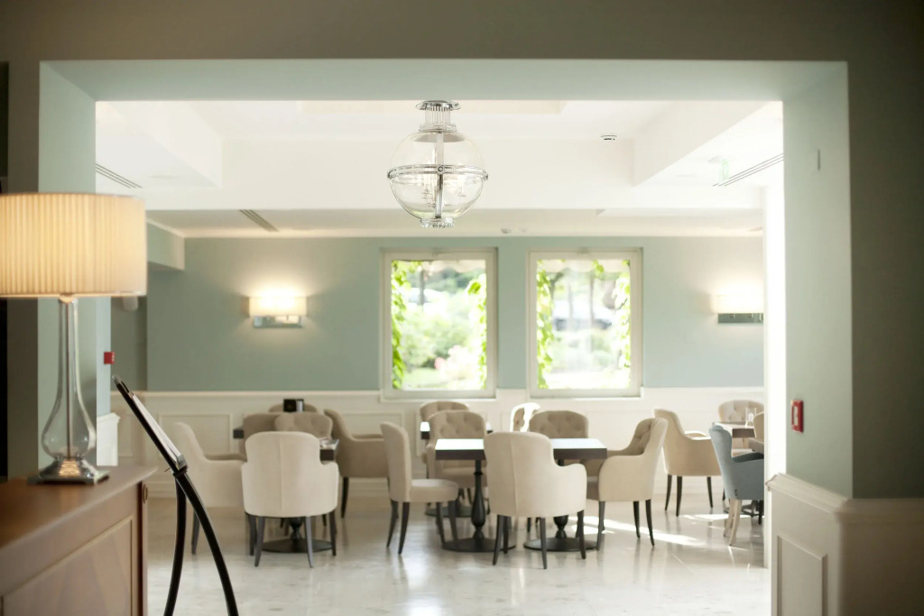Hotel Riviera & Maximilians