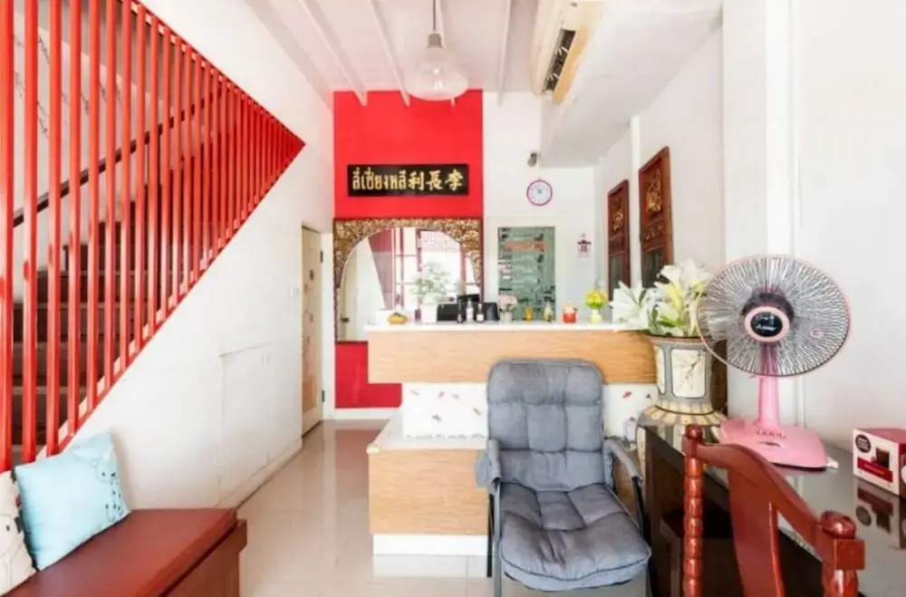 1137 Hostel
