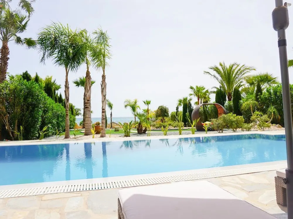 Sea Front Costa Blu by Ezoria Villas