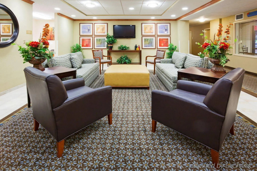 Candlewood Suites Kenosha - Pleasant Prairie by IHG