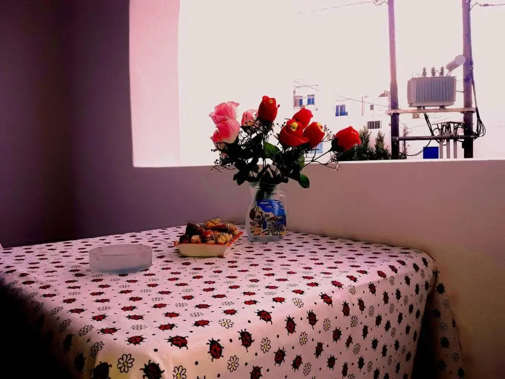 LARINΑKI'S STUDIO No1