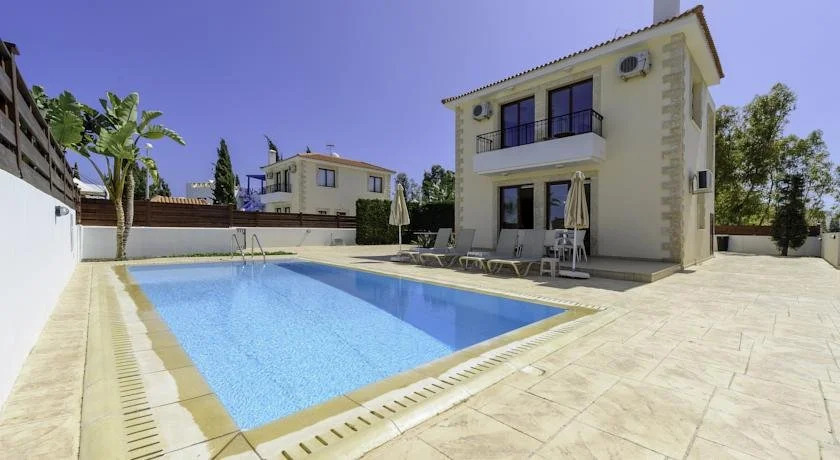Zouvanis Luxury Villas
