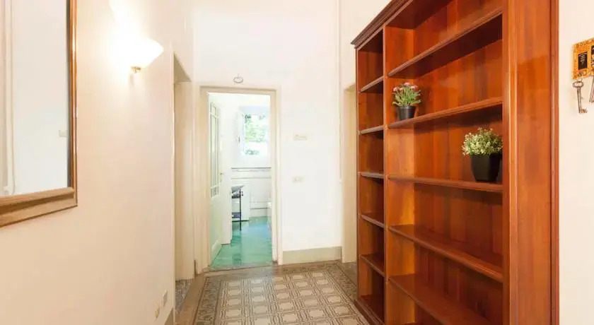 Romantic Garden Apartment