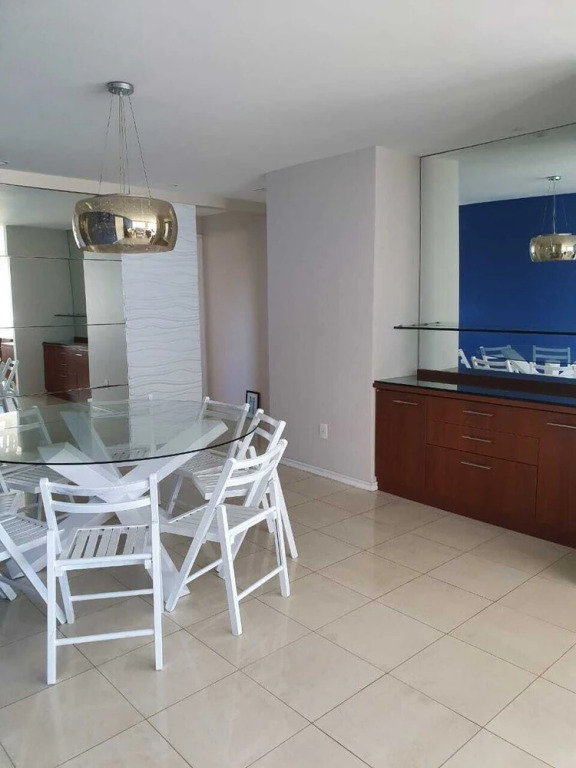 Apartamento FAMILIAR com 4 SUITES