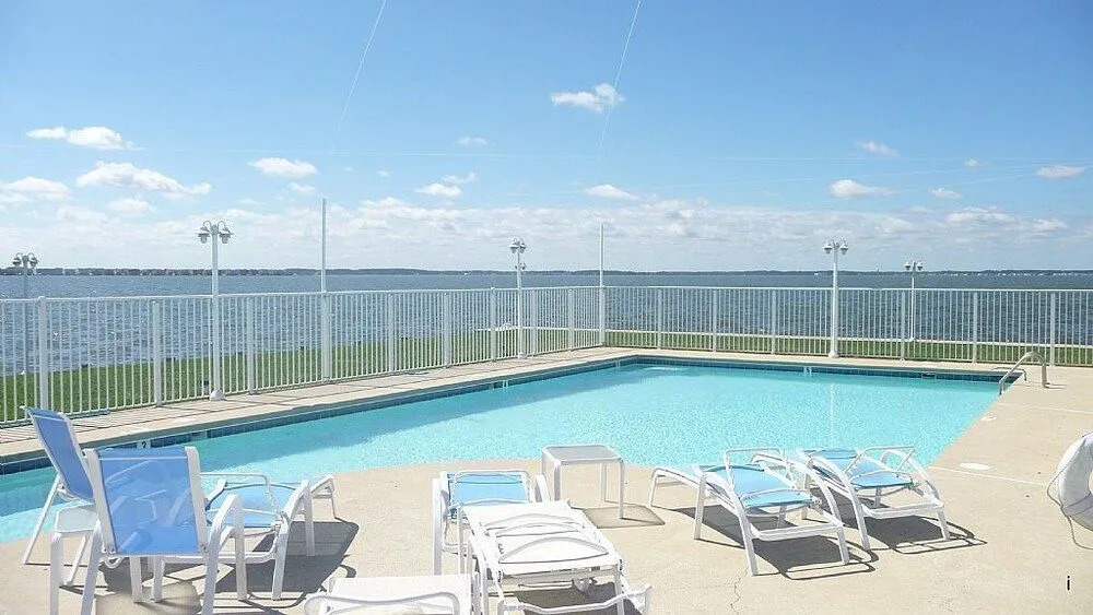 Bella Vista 601 - 3 Br Condo