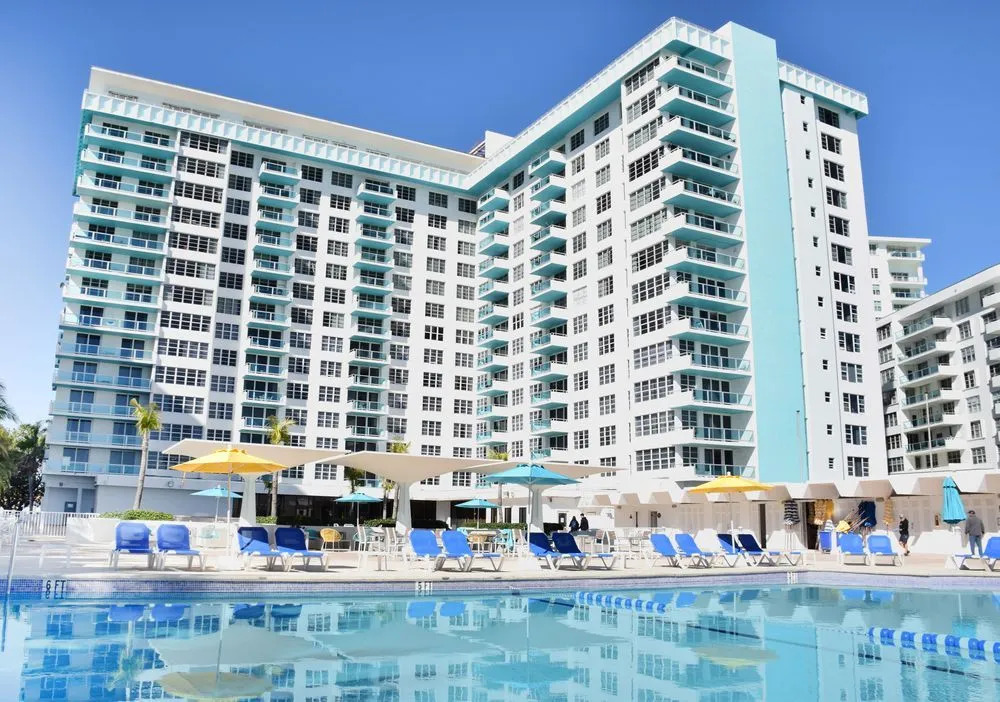 Ocean Beach Apartments by ME