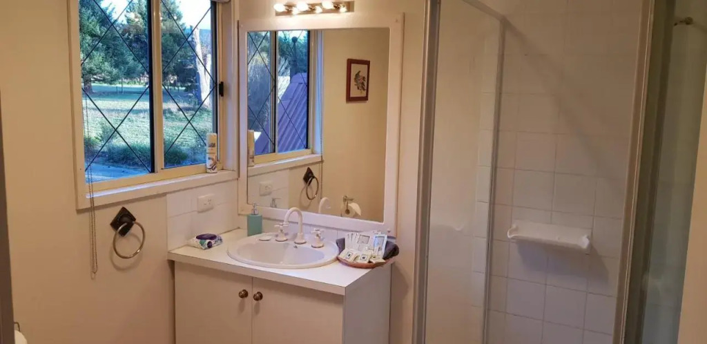 Oaktree Guest House