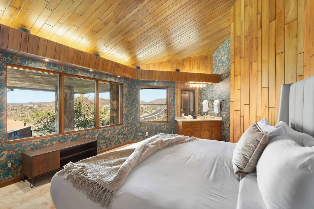 Ch Teau at Piestewa Peak Phoenix s Iconic Estate