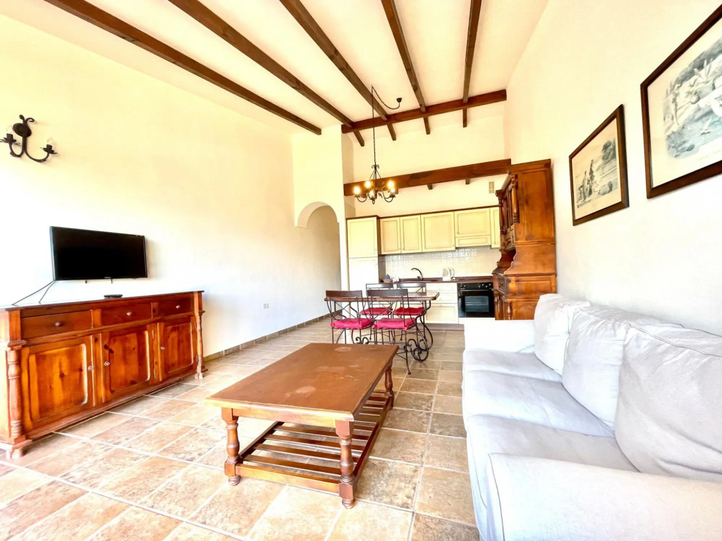 Apartamento AP1,piscina, 200 metros a la Playa