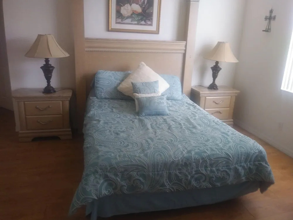 Gorgeous 4 Bed Home with Private Pool And SPA in Disney Area - Cp147al