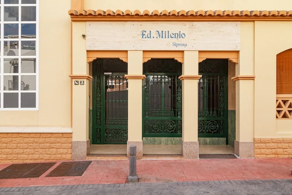 Milenio 1E Apartments Casasol