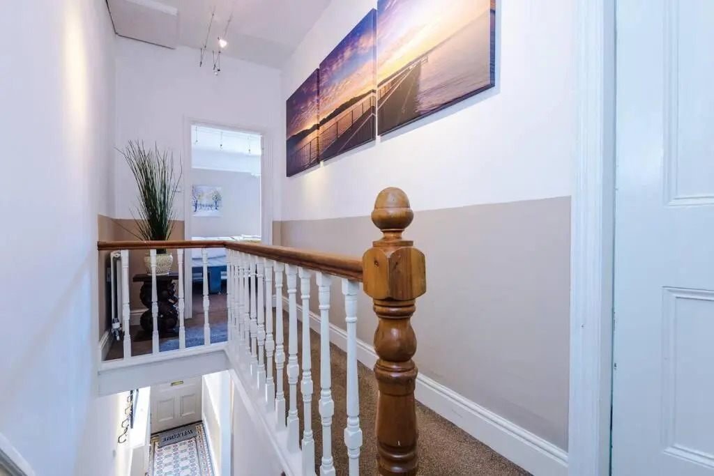 Fresh, new, stylish Chester Town House to sleep 6