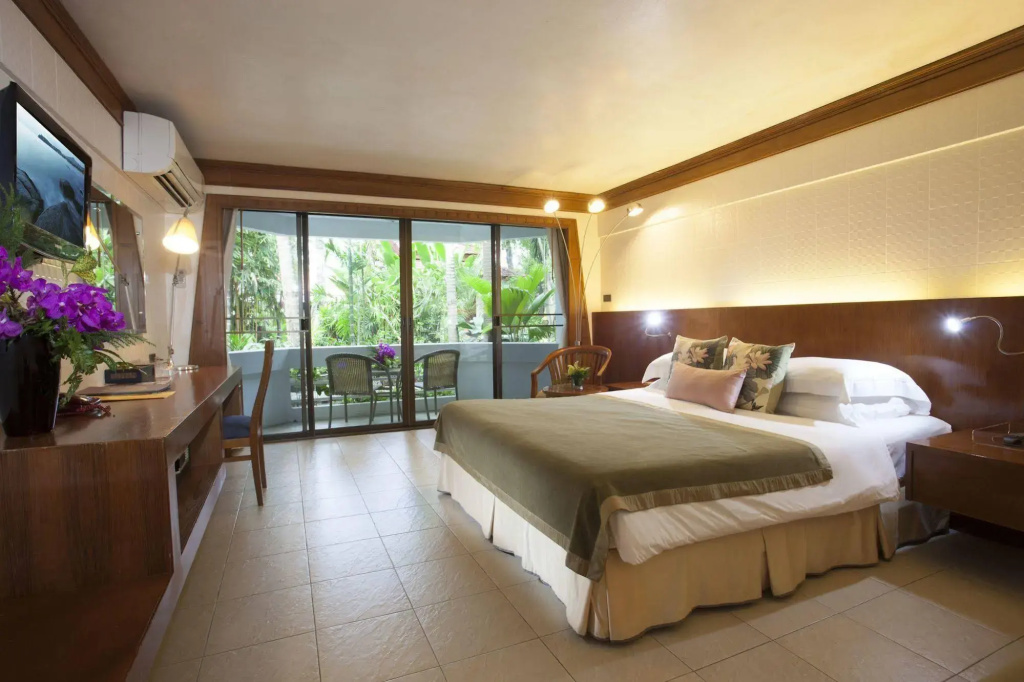 Safari Beach Hotel Patong