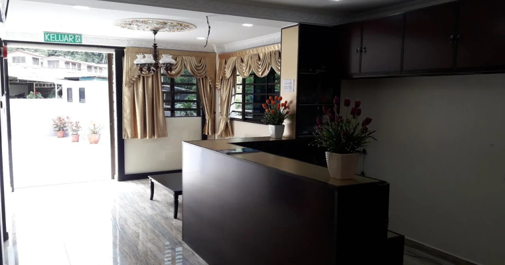 TULIP HOTEL & APARTMENT
