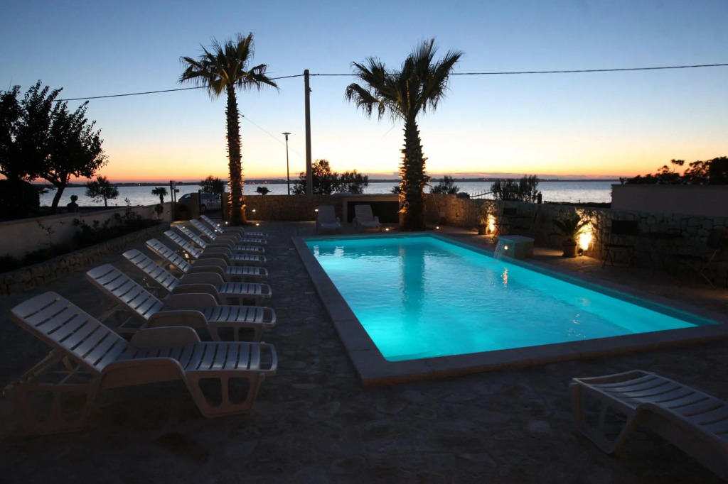 Mladen - Family Friendly & Amazing Location - A3