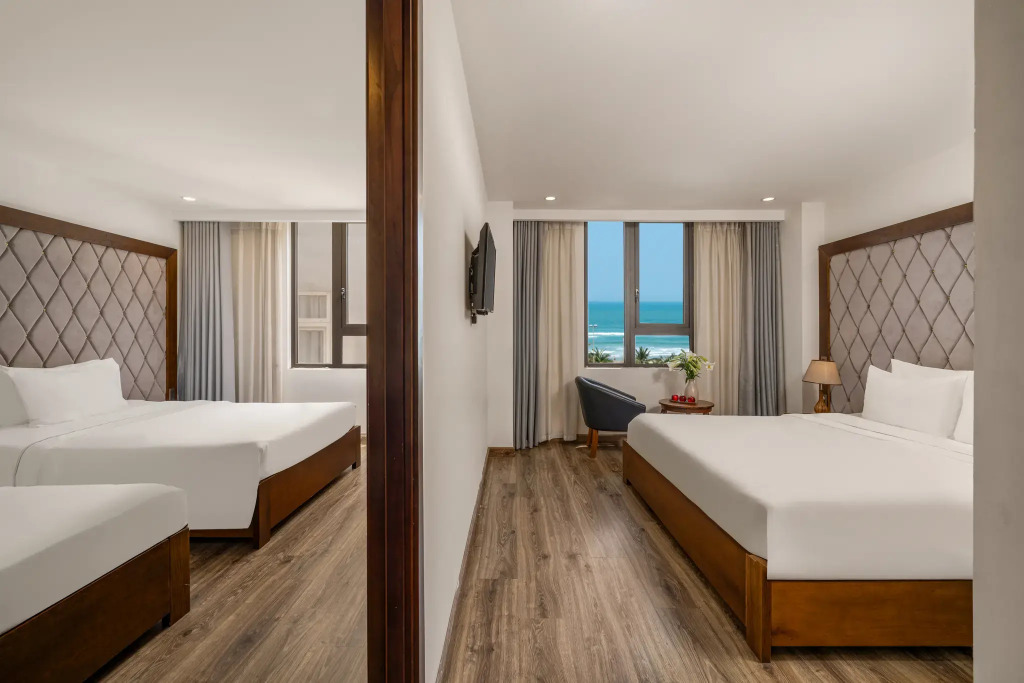 Royal Charm Hotel