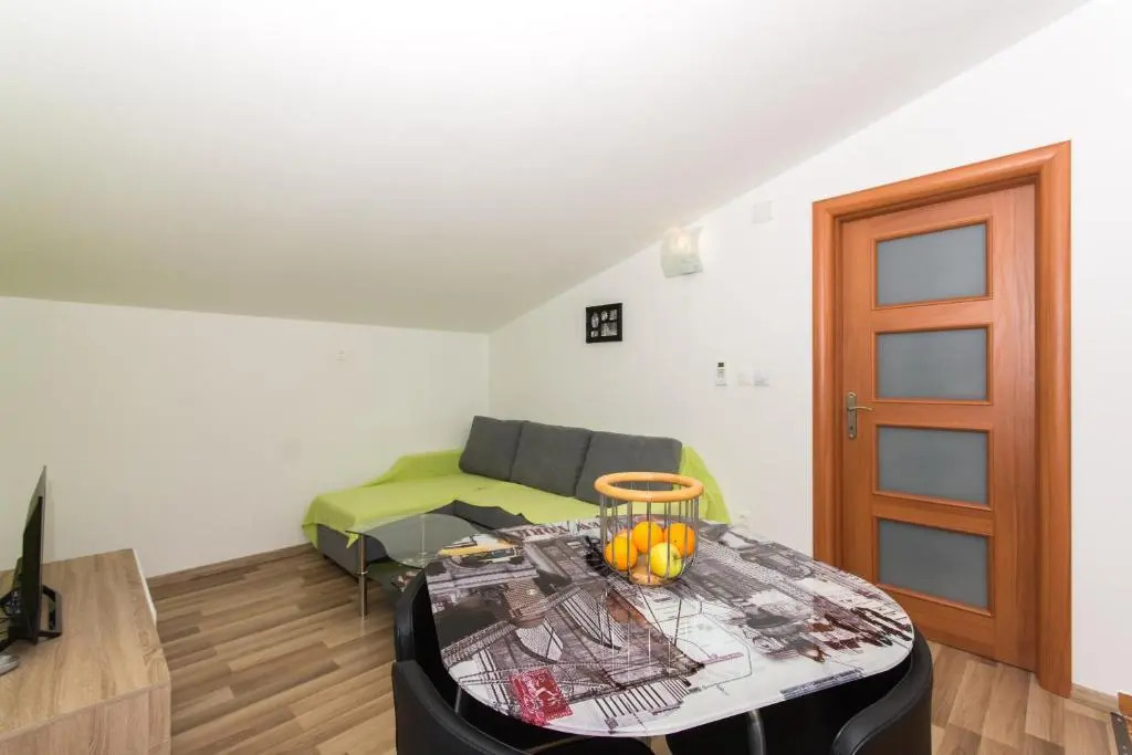 Apartmani Island