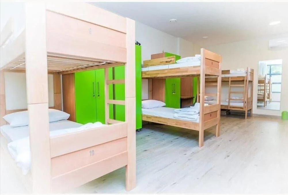 AI HOSTEL