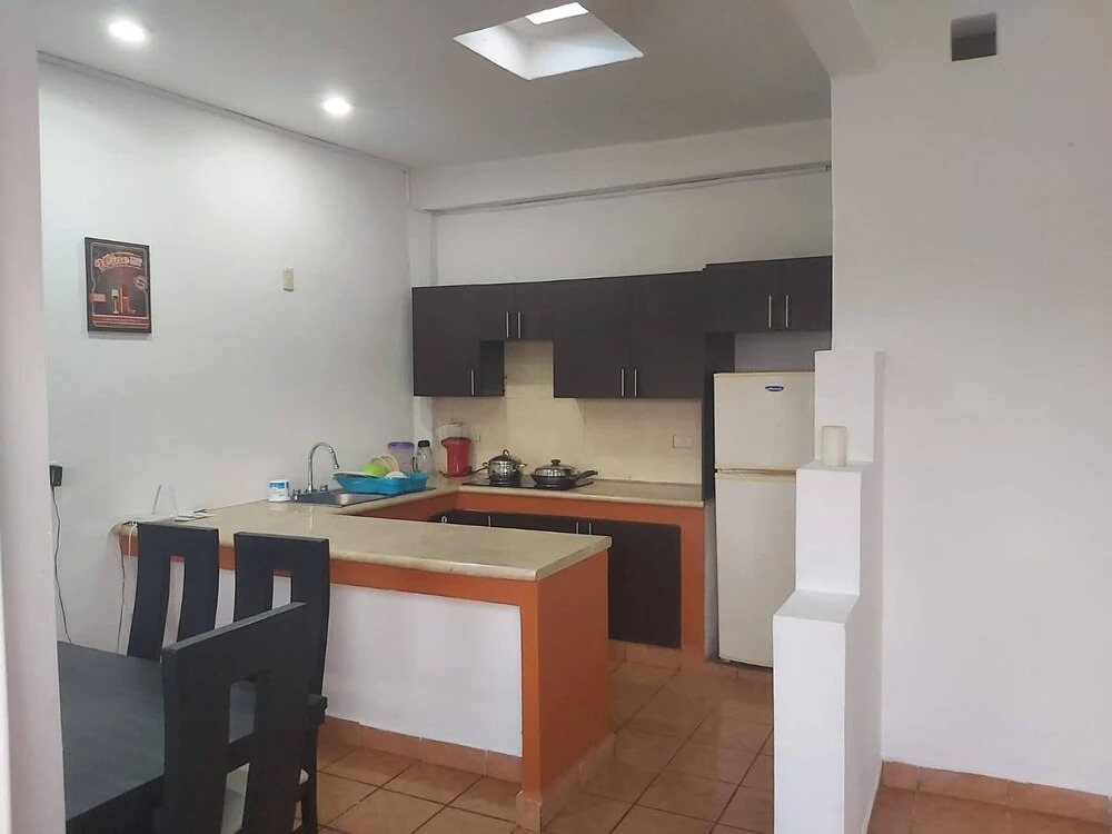 Nicolas Place B12 -beautiful Studio Apartment Excellent Location