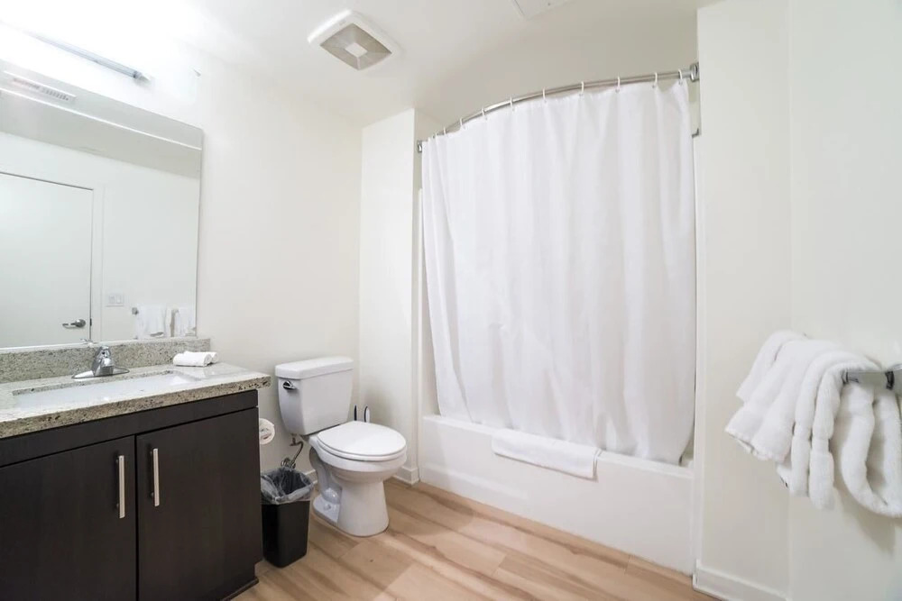 Fountain Suites II