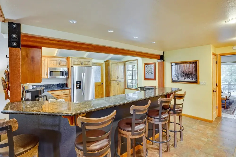 Waterfront Home w/ Hot Tub & Fire Pit in Sunriver!