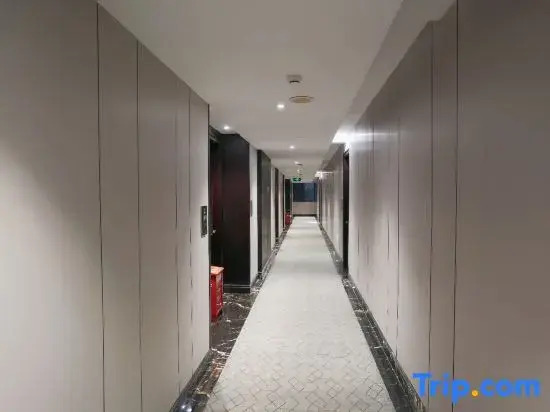 Super 8 Hotel (Leqing Liushi)