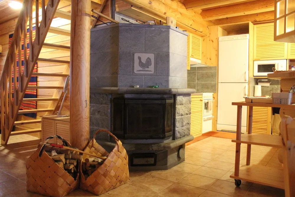 Aapishovi Chalet