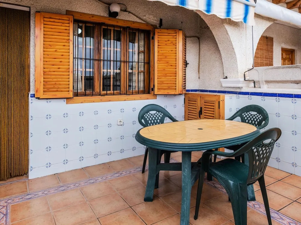Graceful Bungalow in Santa Pola near Sea
