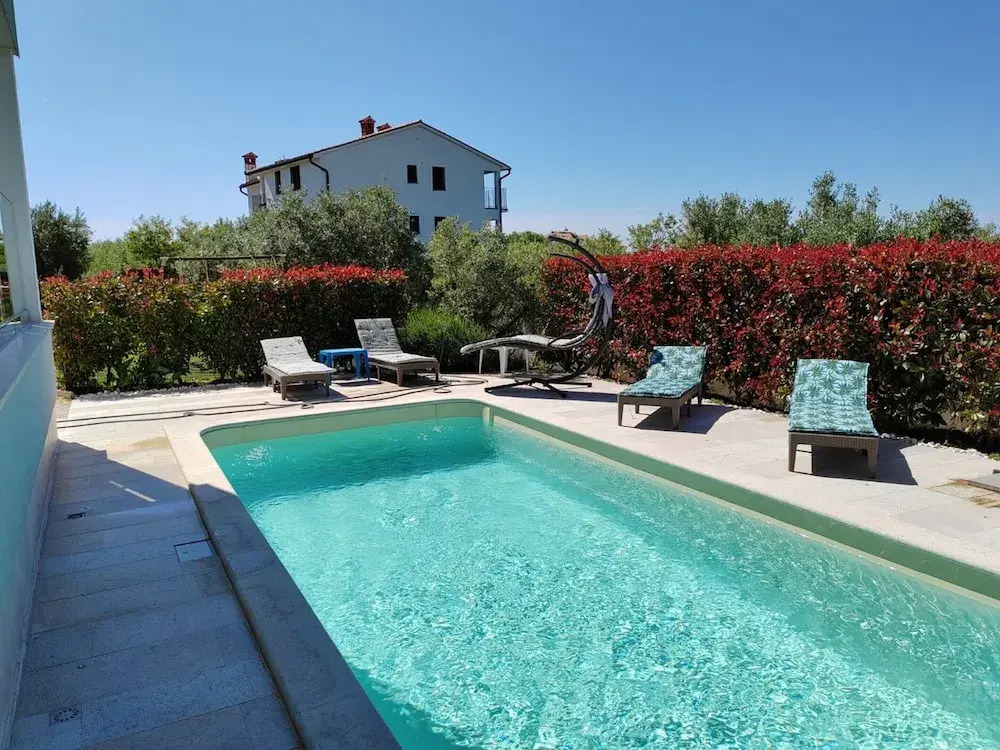 Villa with Pool and Mesmerizing Sea View