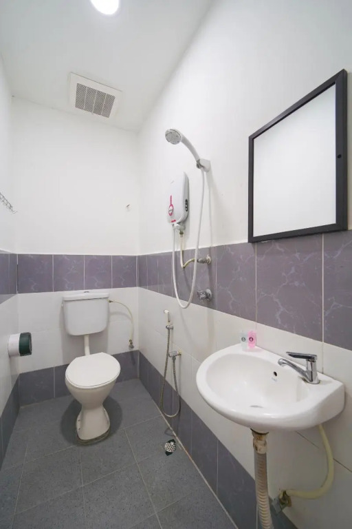 OYO 89671 Changlun Star Motel