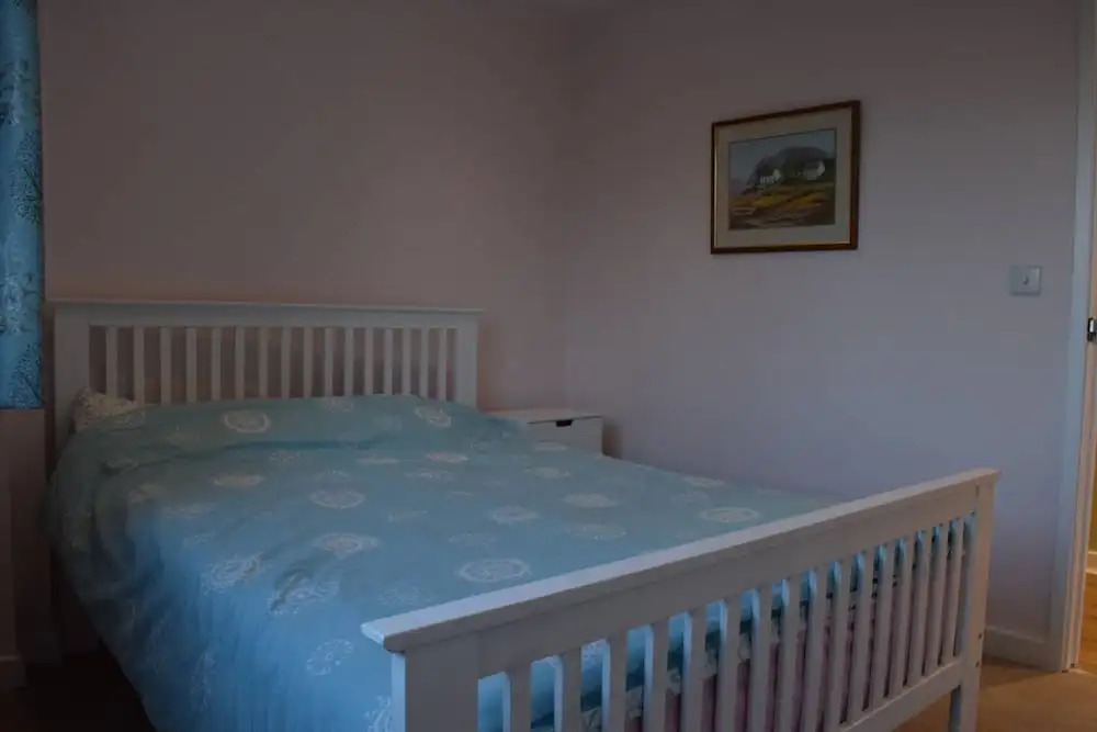 2 Bedroom Newly Refurbished Flat In The Heart of Bow