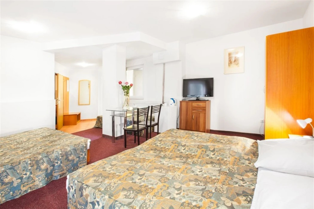 Grand Hotel