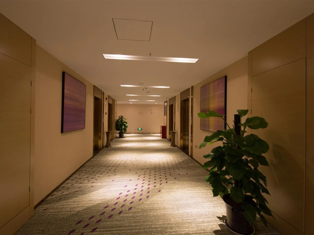 Lavande Hotel Qijiang High-speed Railway Station