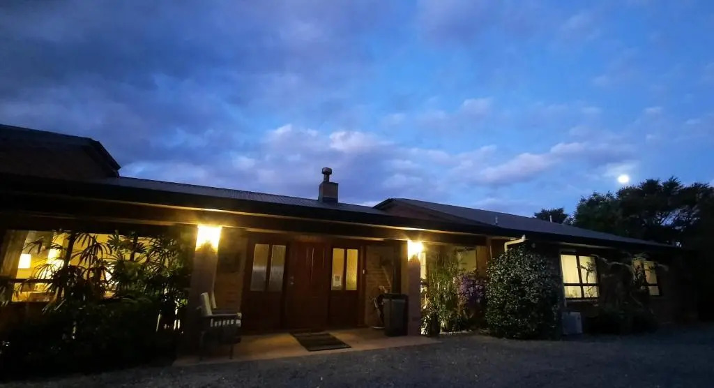 Riverside Homestead