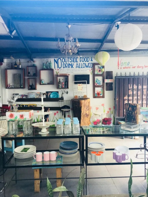 Memory Lane by Esperanza Cafe Bed & Breakfast - Adults Only