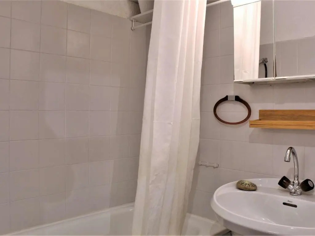 Appartement Risoul, 1 pièce, 4 personnes - FR-1-330-540