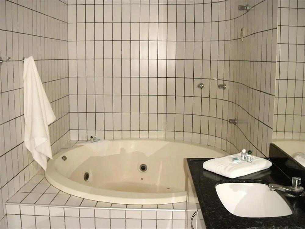 Murano Business Hotel