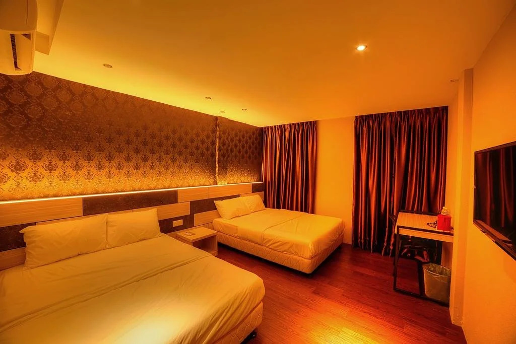 Merge Summit Boutique Hotel