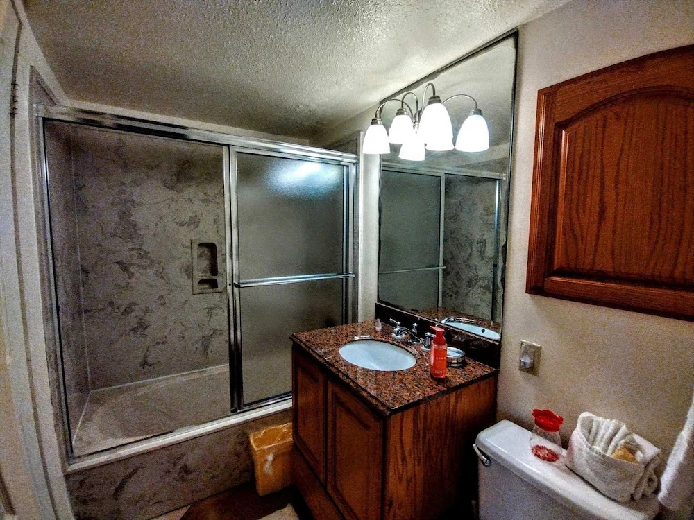 Landfall Towers 34 Minium 1 Bedroom Condo by RedAwning