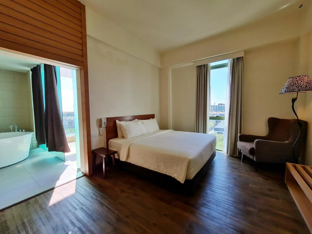 Swan Garden Hotel